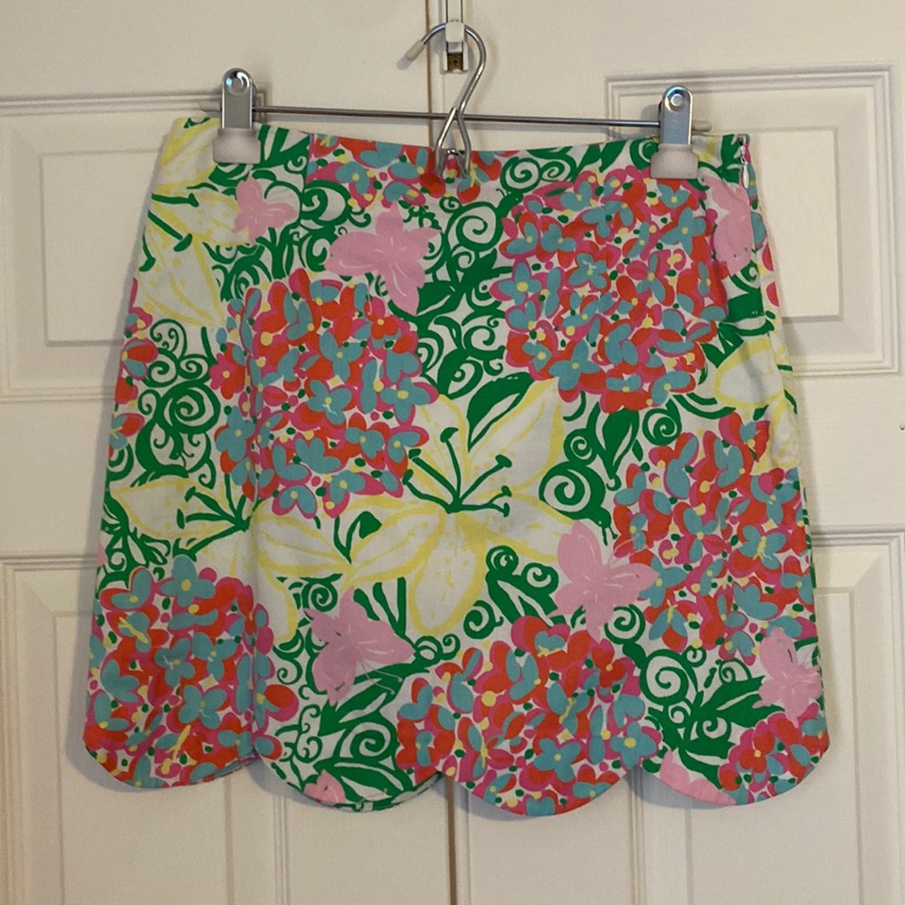 Lilly Pulitzer scalloped skirt size 4